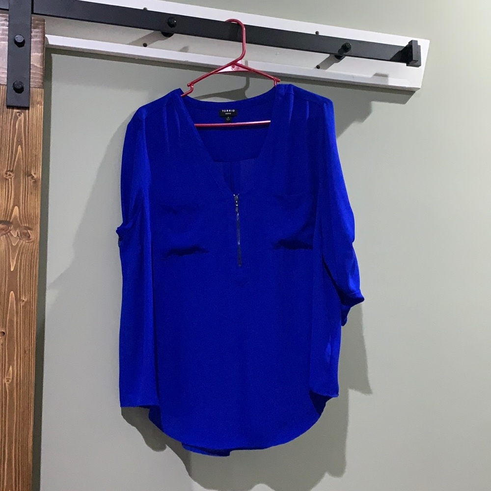 Women’s Torrid blouse